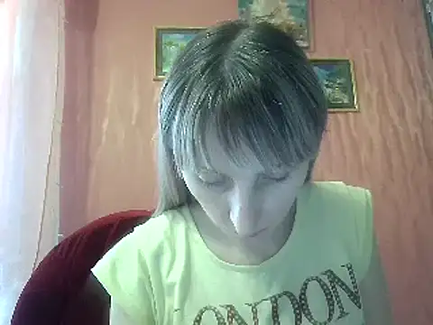 Snapshot of Biddy_Alana chatting on 01-09-25, 10:52 Biddy Alana online show from 01-09-25, 10:52