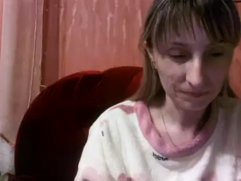 Snapshot of Biddy_Alana chatting on 01-17-25, 06:02 Biddy Alana online show from 01-17-25, 06:02