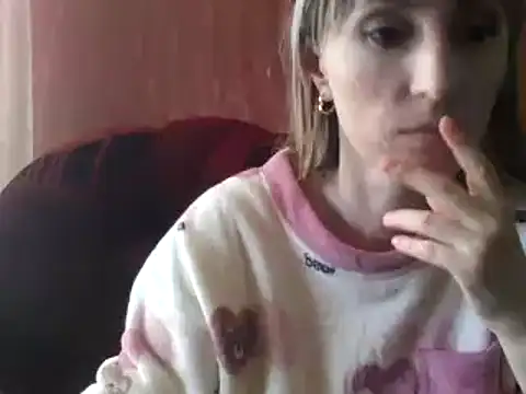 Snapshot of Biddy_Alana chatting on 02-24-25, 09:53 Biddy Alana online show from 02-24-25, 09:53