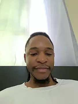 Snapshot of finefinance chatting on 03-15-26, 05:24 finefinance online show from 03-15-26, 05:24