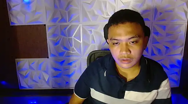 Snapshot of xsweetasian69x chatting on 03-15-25, 01:29 xsweetasian69x online show from 03-15-25, 01:29