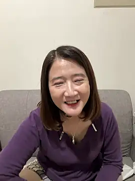 Snapshot of Tw_Angellovers chatting on 02-24-25, 03:42 Tw Angellovers online show from 02-24-25, 03:42