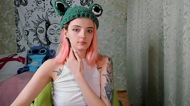 Cutie Adelia online show from 01-31-25, 11:46