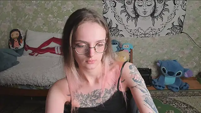 Cutie Adelia online show from 05-20-26, 04:35