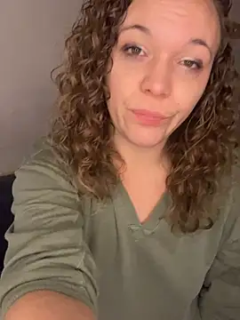 AuroraSummers online show from 02-26-25, 04:36