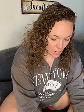 AuroraSummers online show from 01-12-26, 04:12