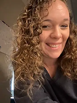 AuroraSummers online show from 02-11-26, 04:56