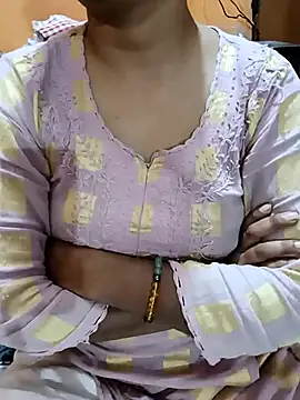 Snapshot of Diya_143 chatting on 03-14-25, 05:24 Diya 143 online show from 03-14-25, 05:24