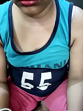 Snapshot of Diya_143 chatting on 09-17-25, 06:37 Diya 143 online show from 09-17-25, 06:37