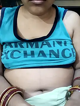 Snapshot of Diya_143 chatting on 09-27-25, 07:52 Diya 143 online show from 09-27-25, 07:52