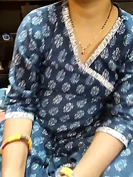 Snapshot of Diya_143 chatting on 10-25-25, 06:02 Diya 143 online show from 10-25-25, 06:02