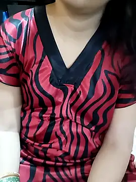 Snapshot of Diya_143 chatting on 11-03-25, 05:58 Diya 143 online show from 11-03-25, 05:58