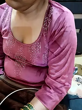 Snapshot of Diya_143 chatting on 11-13-25, 08:08 Diya 143 online show from 11-13-25, 08:08