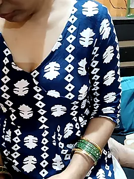 Snapshot of Diya_143 chatting on 12-03-25, 07:01 Diya 143 online show from 12-03-25, 07:01