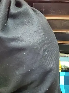 Diya 143 online show from 12-19-25, 08:05