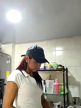 HannaPetit online show from 09-17-25, 03:46