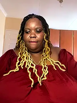 Snapshot of Michyboldy chatting on 01-27-25, 12:48 Michyboldy online show from 01-27-25, 12:48