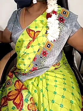 Tamil-hotwife online show from 03-04-25, 12:44