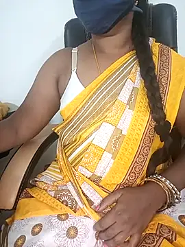 Tamil-hotwife online show from 03-12-25, 07:38