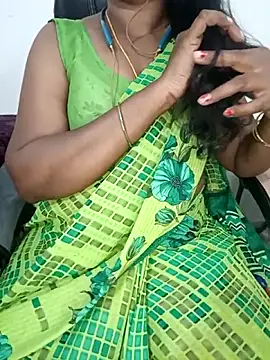 Snapshot of Tamil-hotwife chatting on 06-13-26, 09:07 Tamil-hotwife online show from 06-13-26, 09:07