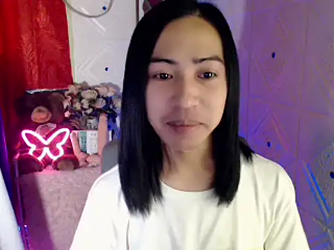 Snapshot of Lemonadexxx chatting on 12-17-24, 02:55 Lemonadexxx online show from 12-17-24, 02:55