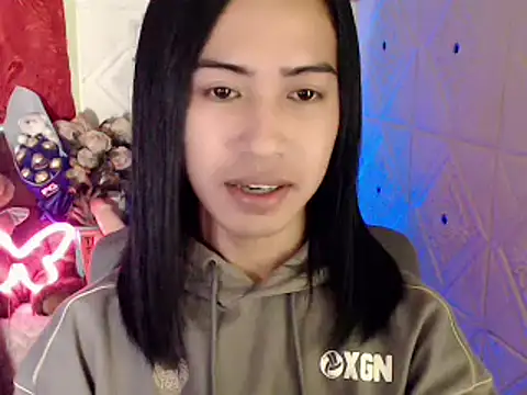 Snapshot of Lemonadexxx chatting on 12-27-24, 12:34 Lemonadexxx online show from 12-27-24, 12:34