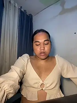 Snapshot of bettina_love chatting on 01-07-25, 07:52 bettina love online show from 01-07-25, 07:52