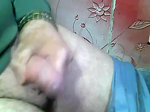 Snapshot of two_colour_cock chatting on 01-26-25, 11:39 two colour cock online show from 01-26-25, 11:39