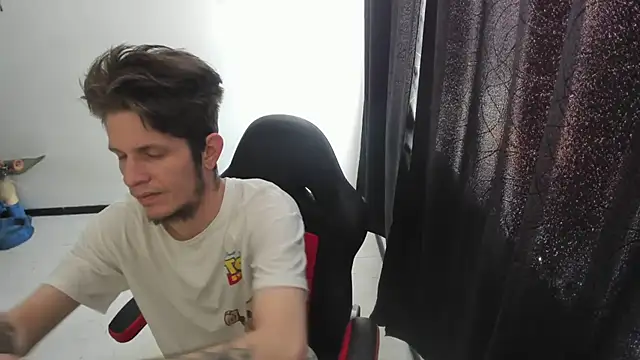 Jeff Waltonxh online show from 12-16-25, 04:56