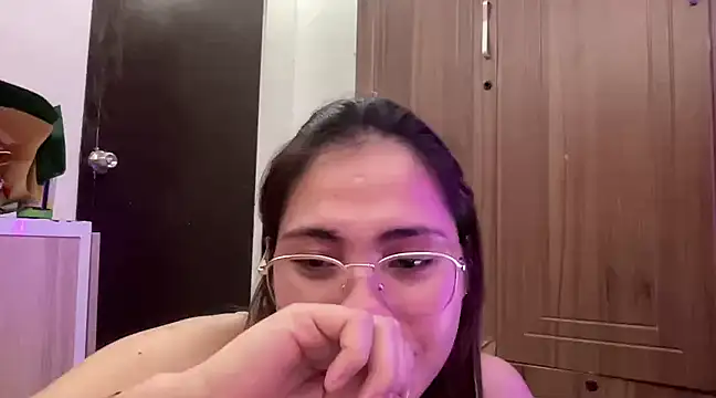 Snapshot of Jamie_Sullivan chatting on 01-19-25, 08:09 Jamie Sullivan online show from 01-19-25, 08:09