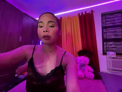 Snapshot of Jamie_Sullivan chatting on 02-15-25, 06:44 Jamie Sullivan online show from 02-15-25, 06:44