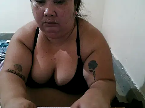 Snapshot of xxbigboootyxx chatting on 05-10-26, 05:45 xxbigboootyxx online show from 05-10-26, 05:45