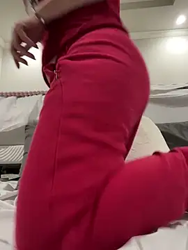 Snapshot of Vivian_MayXxX chatting on 12-23-24, 11:49 Vivian MayXxX online show from 12-23-24, 11:49