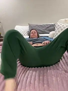 Snapshot of Vivian_MayXxX chatting on 01-09-25, 10:09 Vivian MayXxX online show from 01-09-25, 10:09