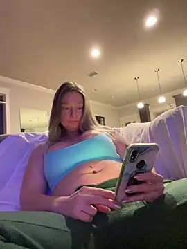 Snapshot of Vivian_MayXxX chatting on 01-18-25, 11:44 Vivian MayXxX online show from 01-18-25, 11:44