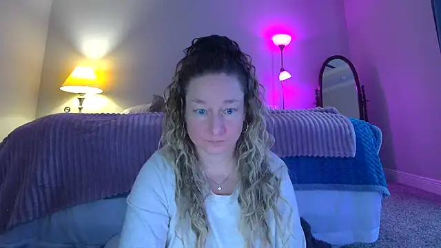 Snapshot of Vivian_MayXxX chatting on 02-02-25, 07:46 Vivian MayXxX online show from 02-02-25, 07:46