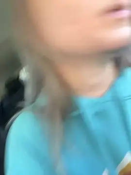 Snapshot of Vivian_MayXxX chatting on 02-20-25, 09:53 Vivian MayXxX online show from 02-20-25, 09:53