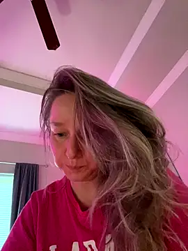 Snapshot of Vivian_MayXxX chatting on 10-02-25, 10:50 Vivian MayXxX online show from 10-02-25, 10:50