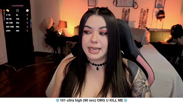 Snapshot of Liah_santos chatting on 05-20-26, 01:39 Liah santos online show from 05-20-26, 01:39