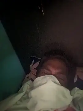 Snapshot of kummuduabbai chatting on 02-14-26, 04:48 kummuduabbai online show from 02-14-26, 04:48