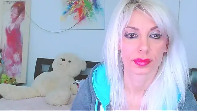 HoneyLara online show from 01-18-26, 11:30