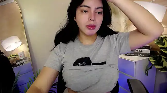 HotstuffCherrySummer online show from 12-30-24, 05:04