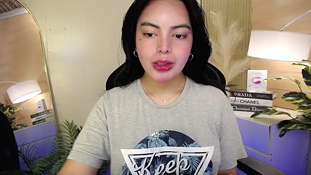 HotstuffCherrySummer online show from 01-16-25, 06:25