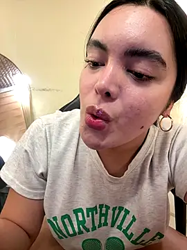 HotstuffCherrySummer online show from 10-28-25, 08:07