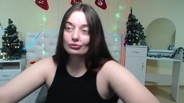 MilanaPrice online show from 12-22-24, 07:31