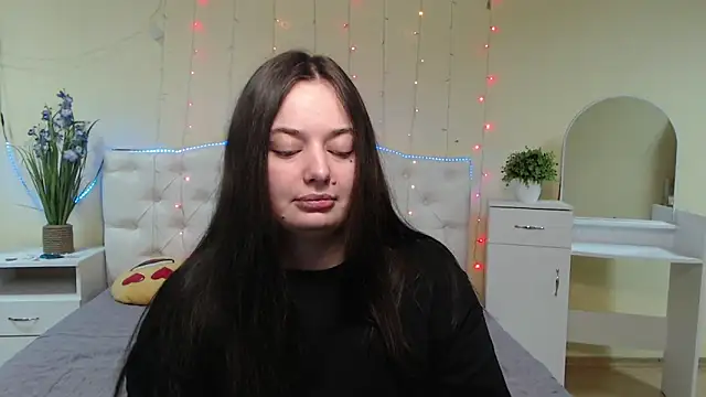 MilanaPrice online show from 01-29-25, 06:18