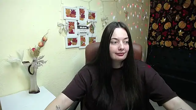 MilanaPrice online show from 11-23-25, 06:30