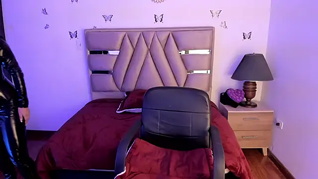 cristie ortiz online show from 02-04-25, 01:13