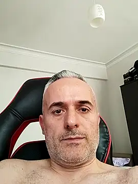 Snapshot of pussylove39 chatting on 12-02-25, 09:47 pussylove39 online show from 12-02-25, 09:47