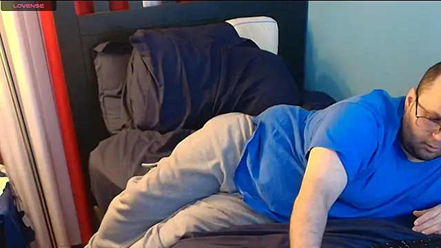 lefty15242 online show from 10-10-25, 05:17